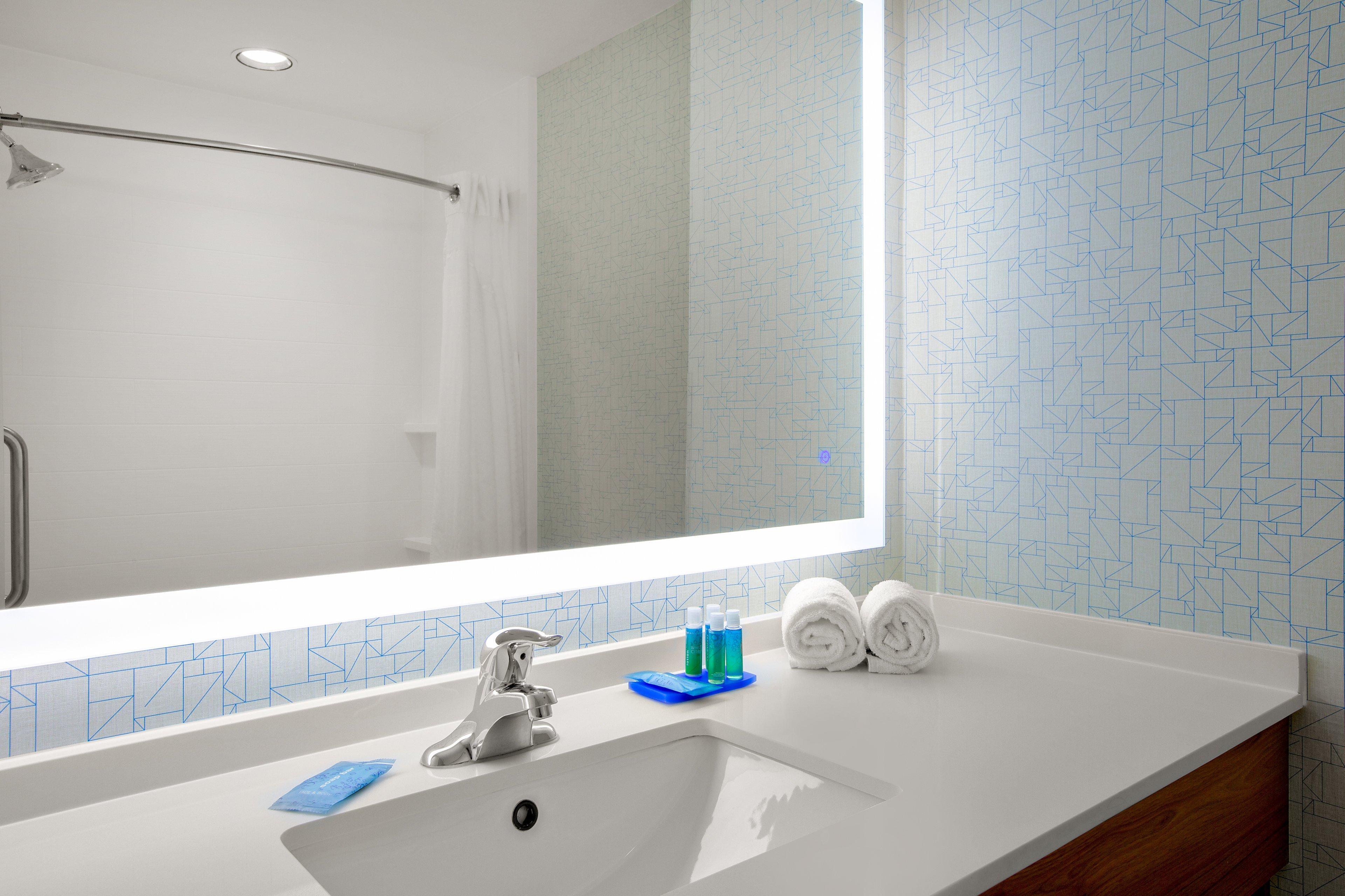 Holiday Inn Express Hotel & Suites Ontario By Ihg Esterno foto